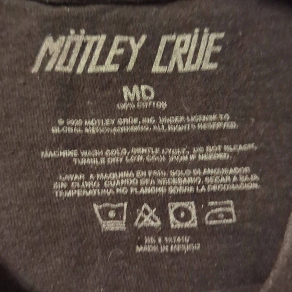 Mötley Crüe graphic tank top - Picture 4 of 5